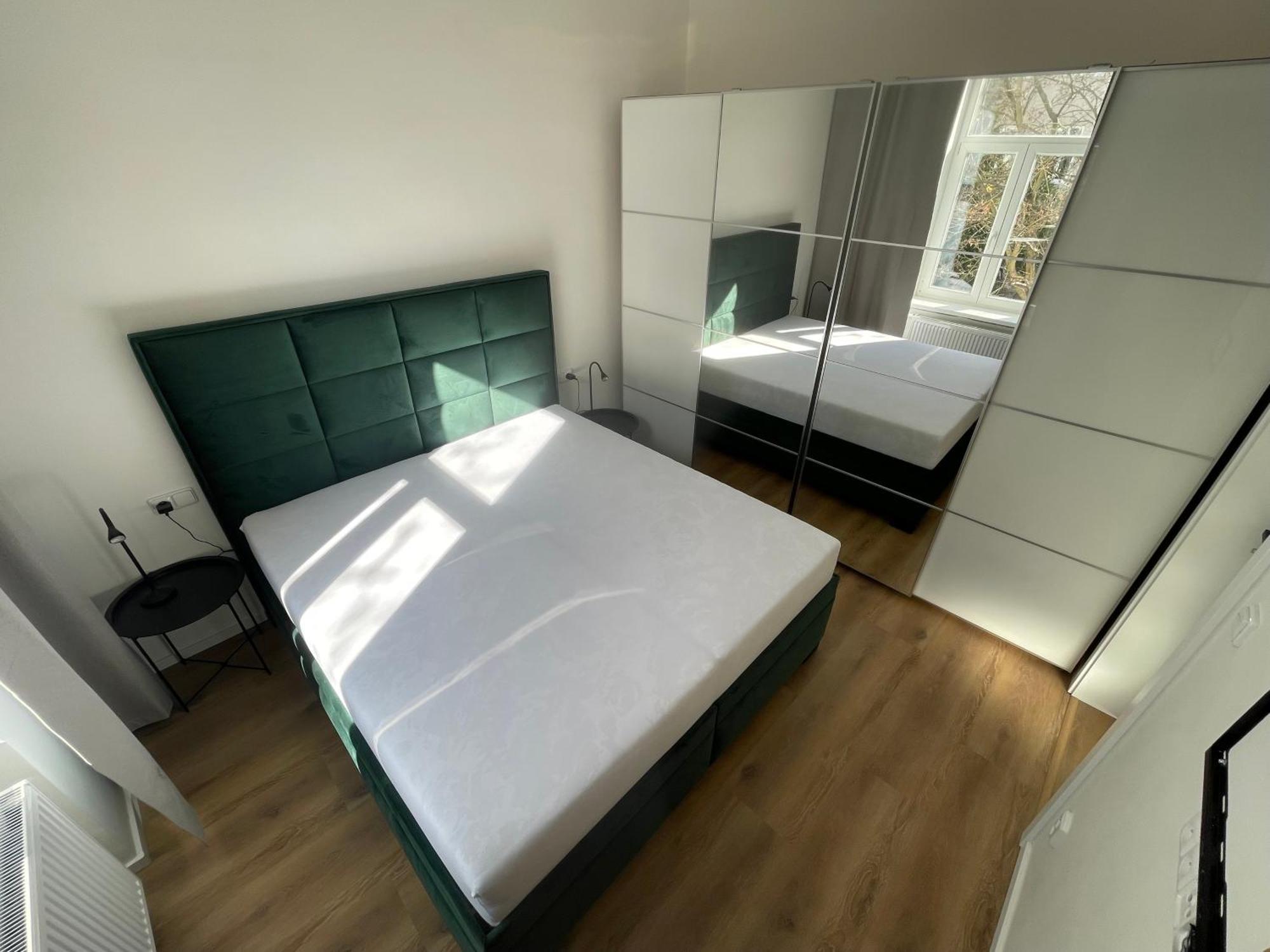 Drobneho Park Apartment *